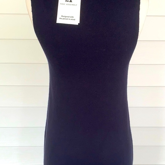 Women Free Assembly Dark Academia navy blue Sleeveless Dress NWT Old Money - Picture 4 of 5